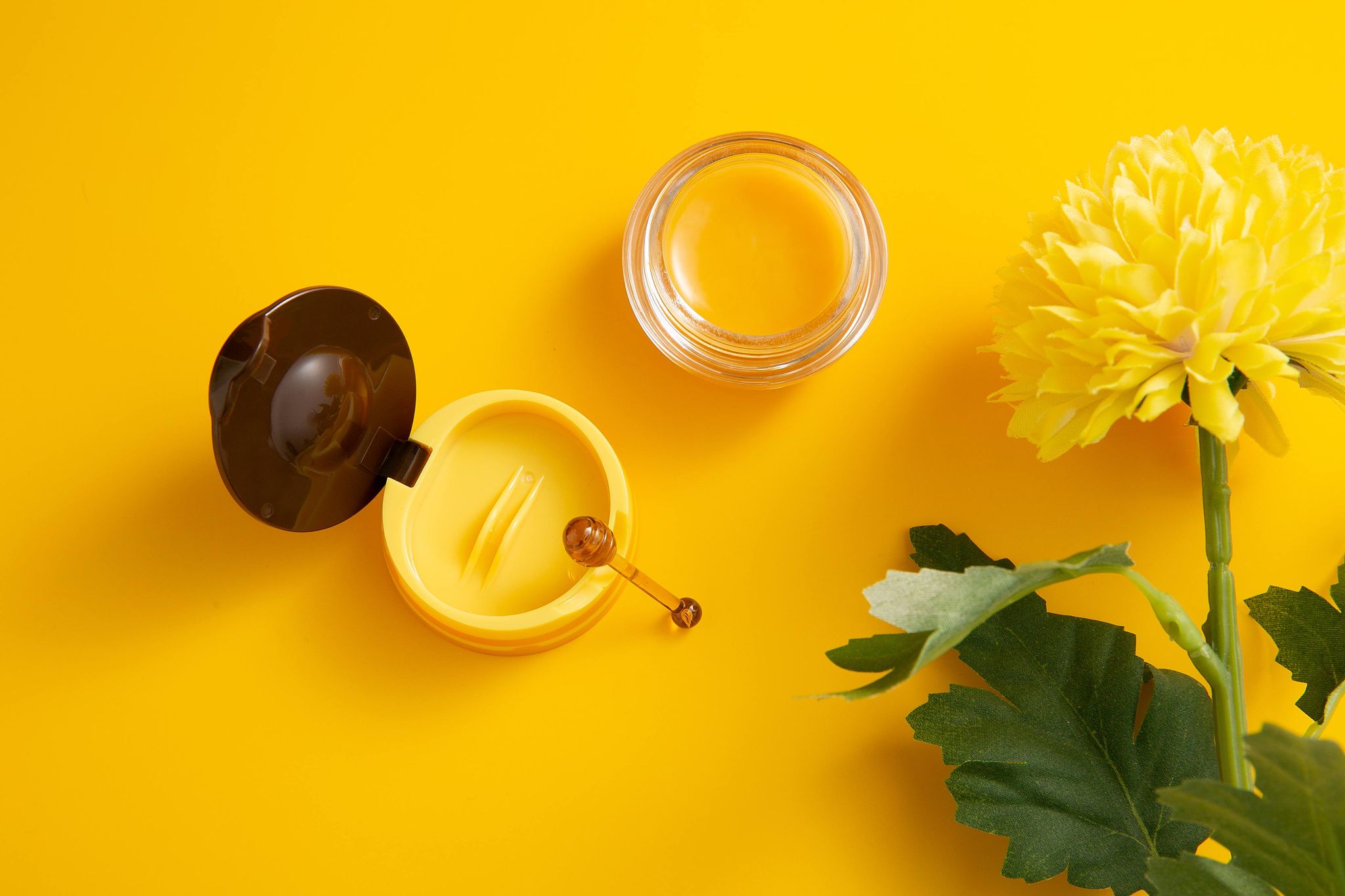 Honey Care Honey Pot Lip Balm Pro - Givemethisnow